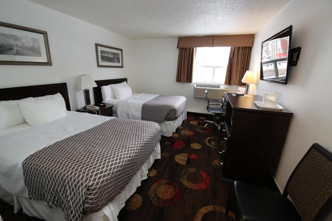 Stonebridge Hotel Fort Mcmurray Dış mekan fotoğraf