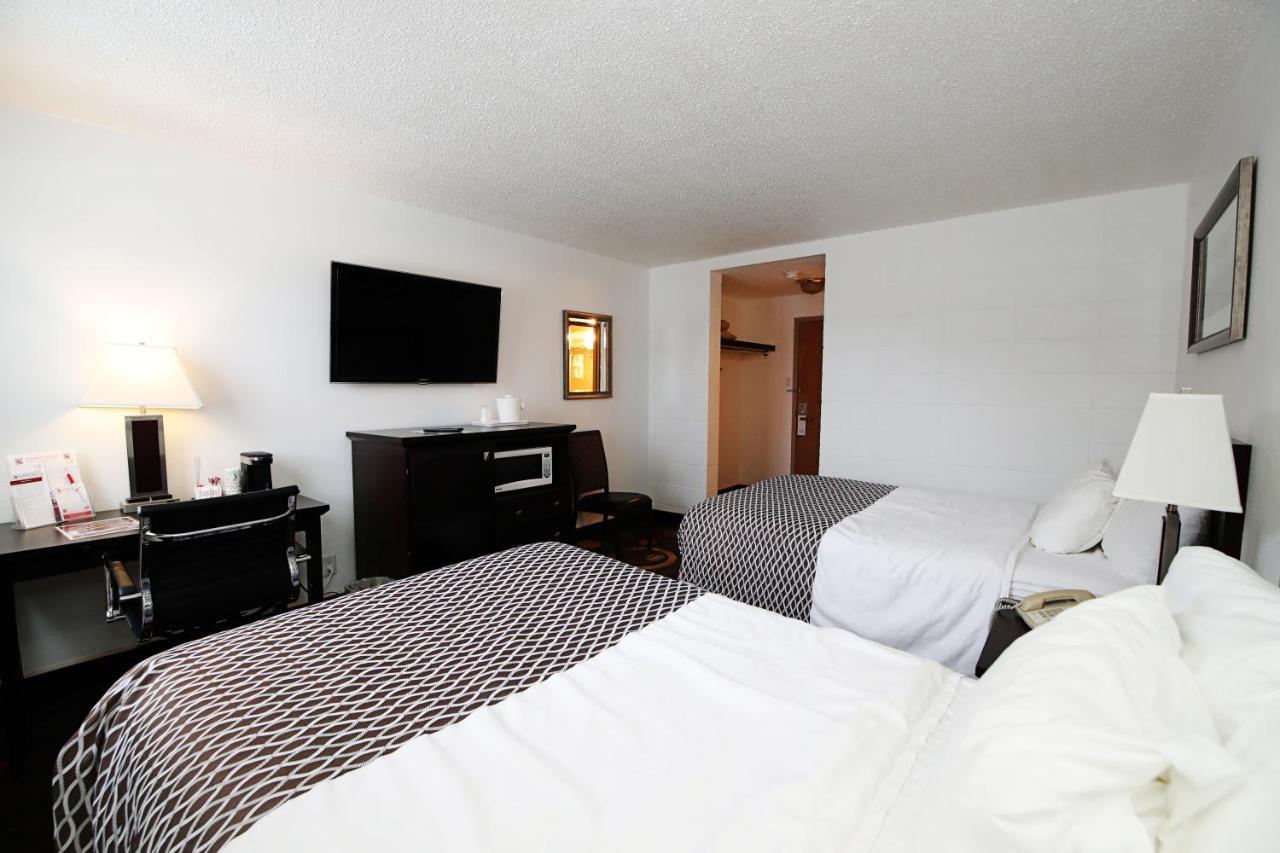 Stonebridge Hotel Fort Mcmurray Dış mekan fotoğraf