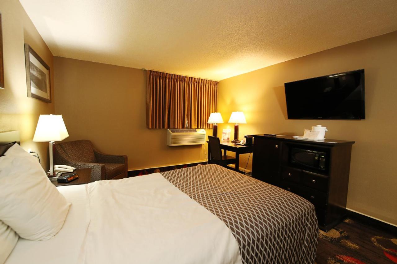 Stonebridge Hotel Fort Mcmurray Dış mekan fotoğraf