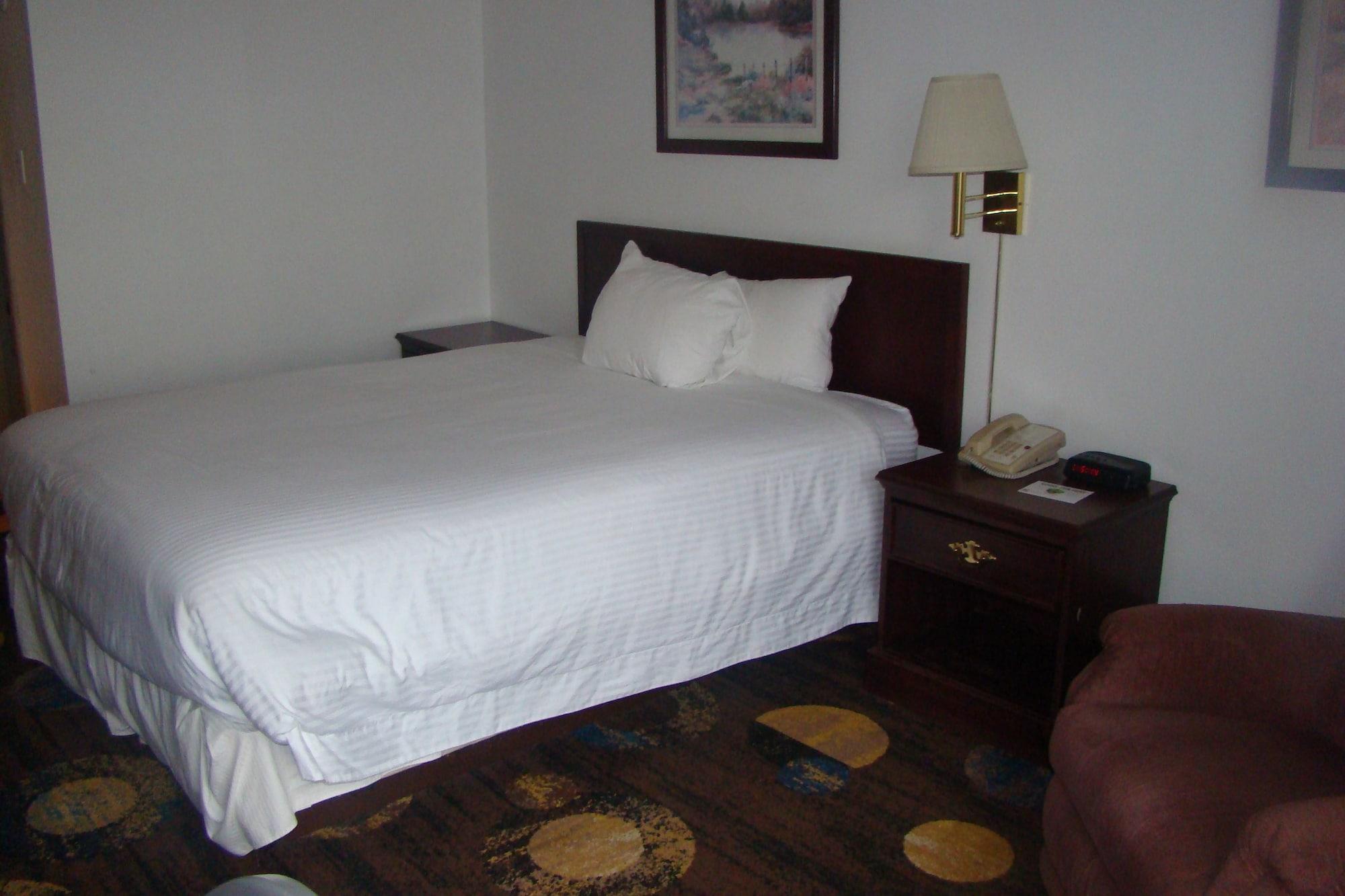 Stonebridge Hotel Fort Mcmurray Dış mekan fotoğraf