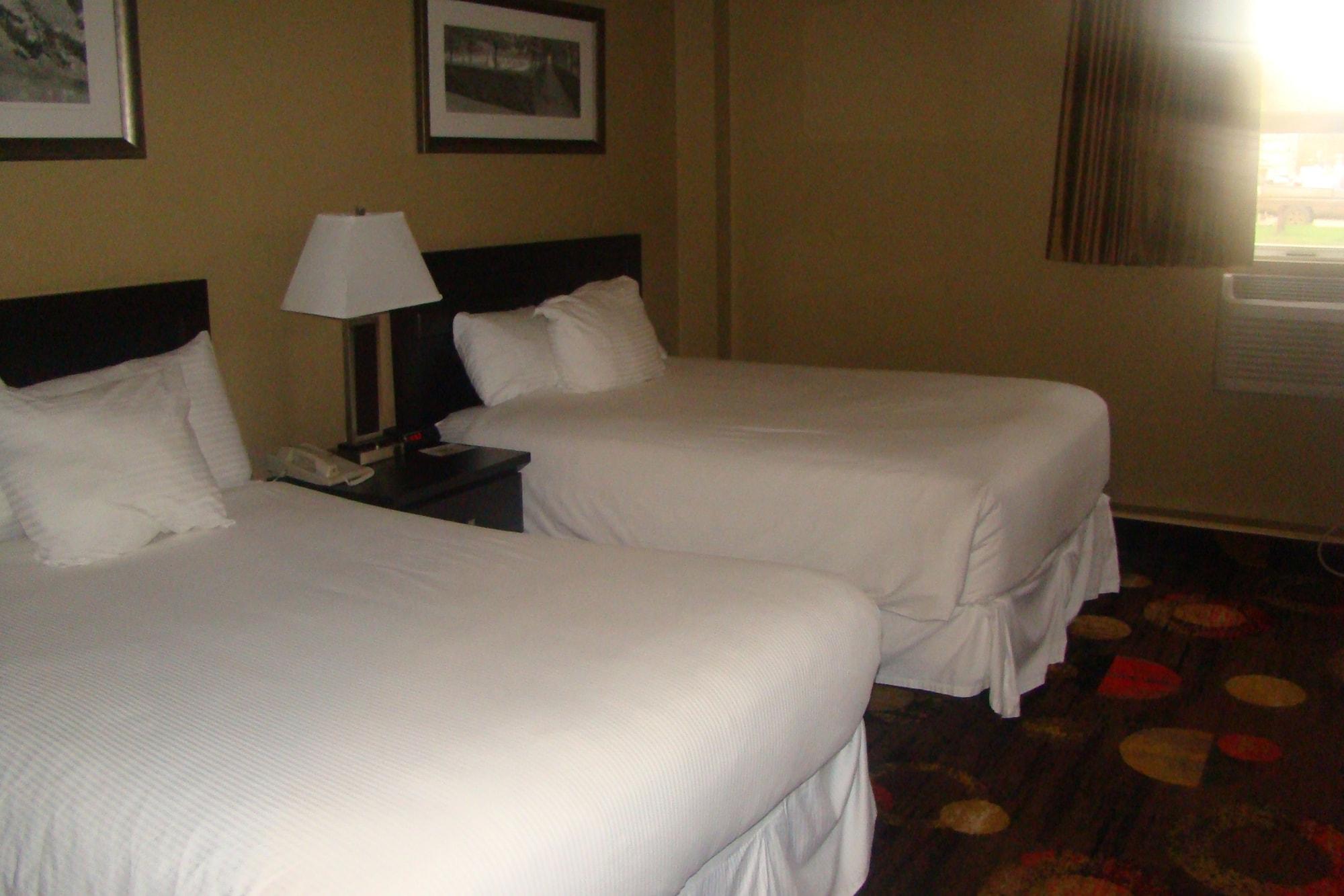 Stonebridge Hotel Fort Mcmurray Dış mekan fotoğraf