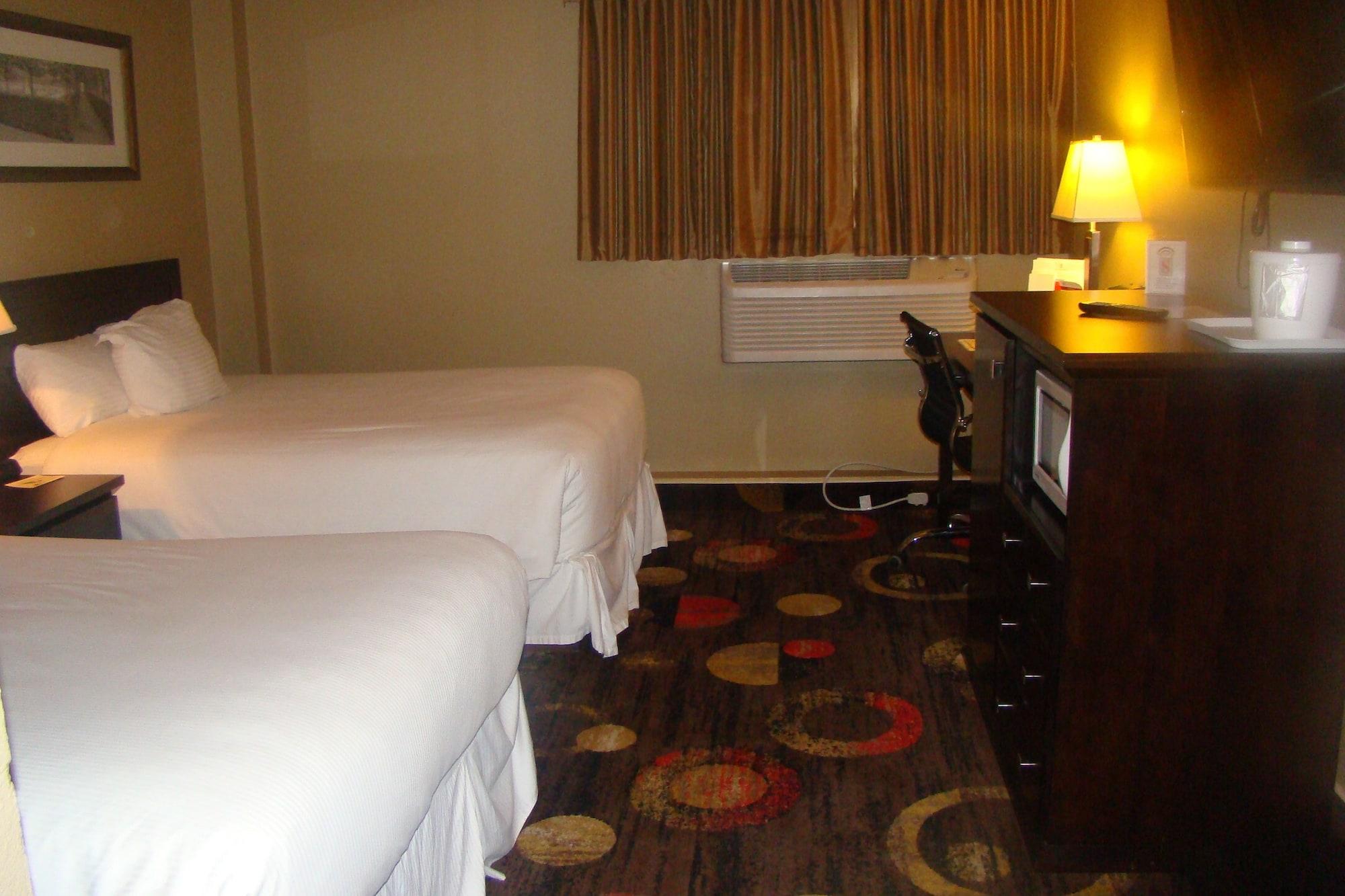 Stonebridge Hotel Fort Mcmurray Dış mekan fotoğraf