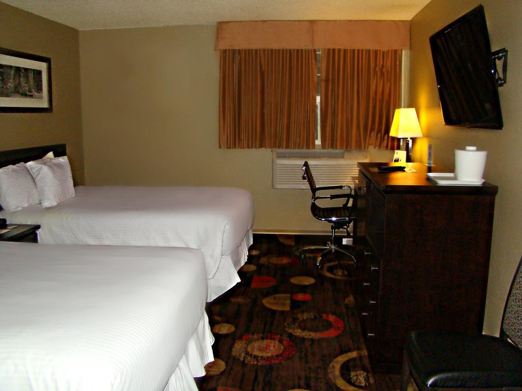 Stonebridge Hotel Fort Mcmurray Dış mekan fotoğraf